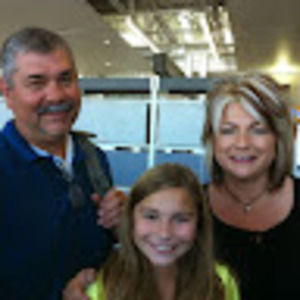 Meet your Posher, Lorie